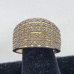 NWOT Gold Diamond Ring